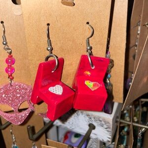 Wooden Red Chair Earrings for the Artsy Fartsy Girlie!